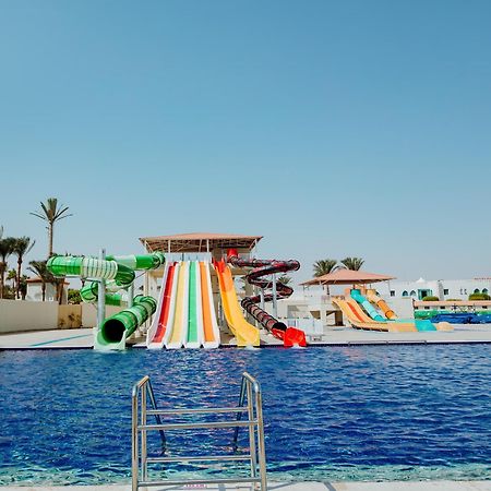 Pickalbatros Dana Beach Resort - Aqua Park Hurghada Exterior photo Aqua Park