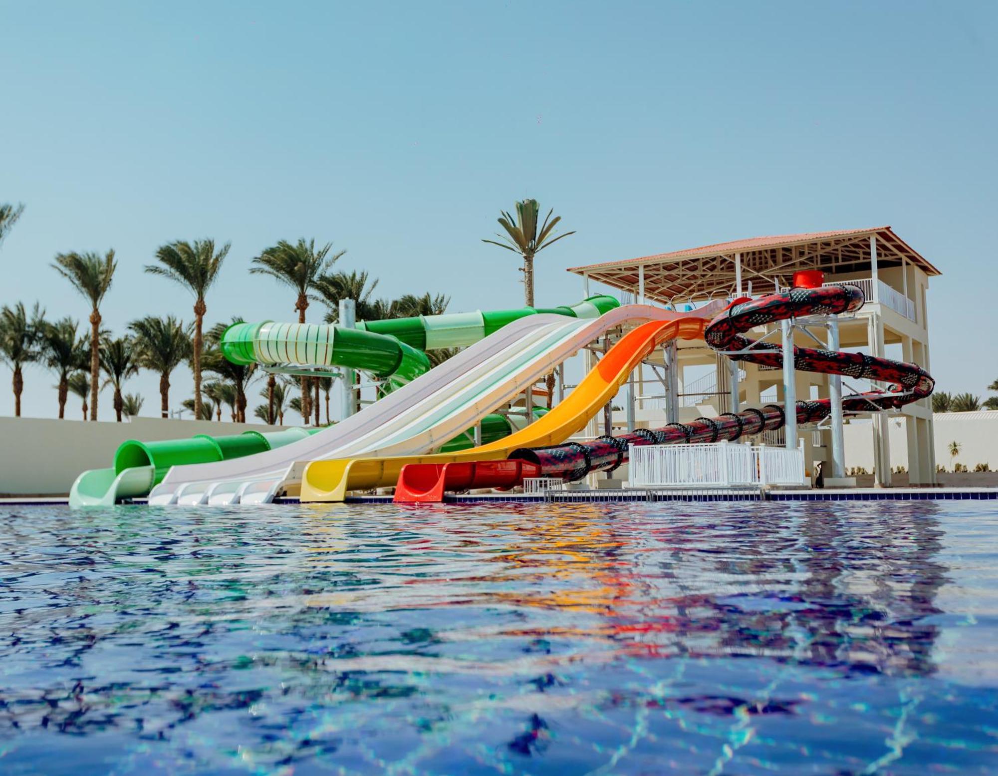 Pickalbatros Dana Beach Resort - Aqua Park Hurghada Exterior photo Aqua Park